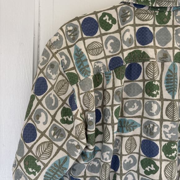 Vintage Chiamare Shirt Mens L Loop Collar SS Green Geometric Abstract Print - Picture 9 of 10